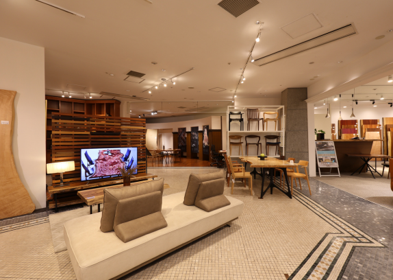 アトリエ木馬 アウトレット神戸店の内装